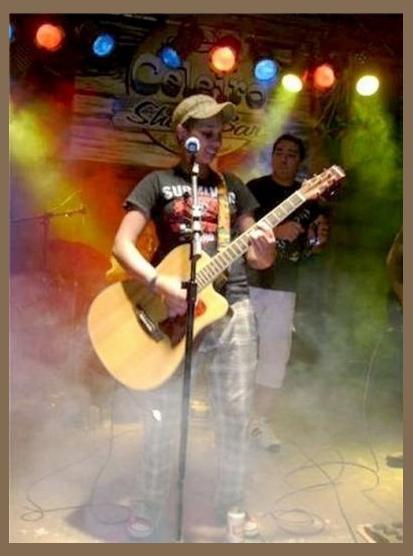 Cris Chaves